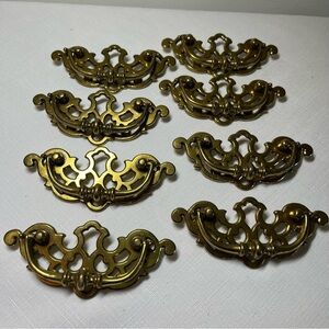 Vintage Draw Pull Handle made in Canada. Set of 8 small and 1 large. 16 screws